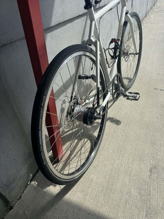 Bicicletă cursiera on-one