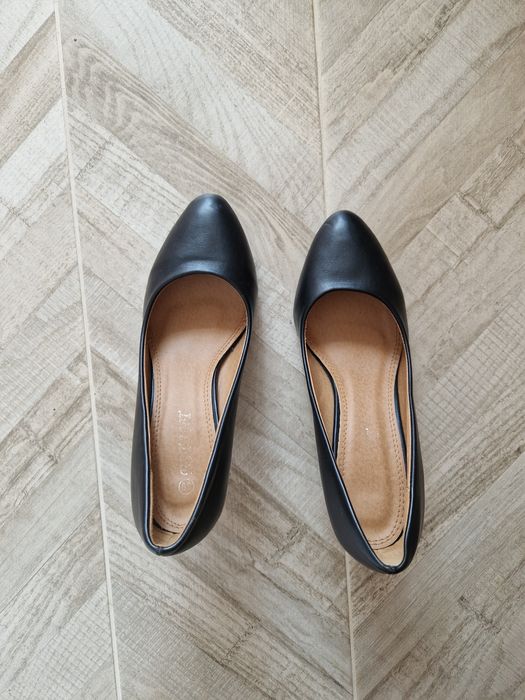 Елегантни обувки