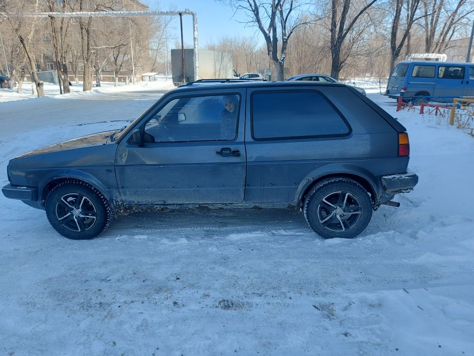 Обменяю гольф 2 предлагайте варианты