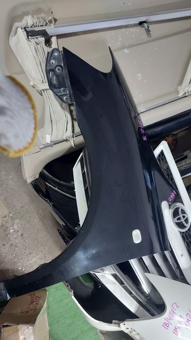 Тойота ипсум крыло Toyota Ipsum