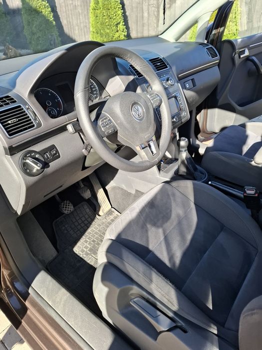 Volkswagen Touran 2.0 tdi 2012