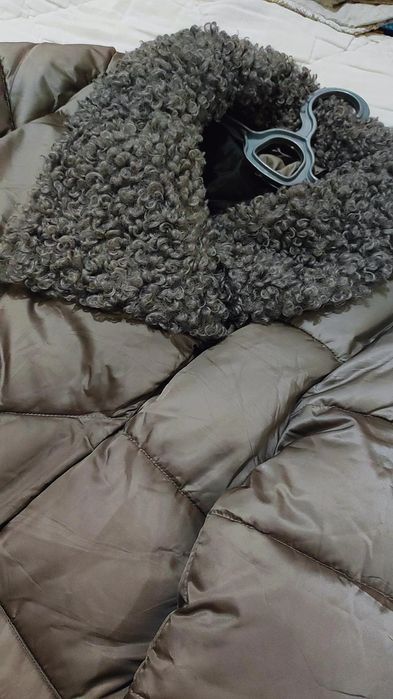 Qishki kurtka 2,3marta kiyilgan narxi 350ming