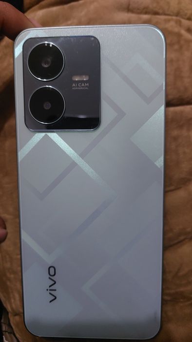 Продам б/у  телефон