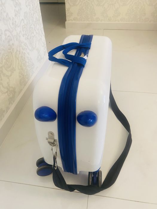 Troler pe roti pentri copii