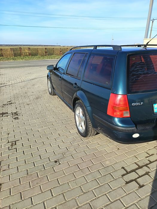 Vând Golf IV in stare perfecta de funcționare
