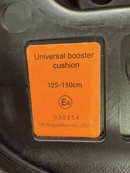 Детски стол/ седалка за кола