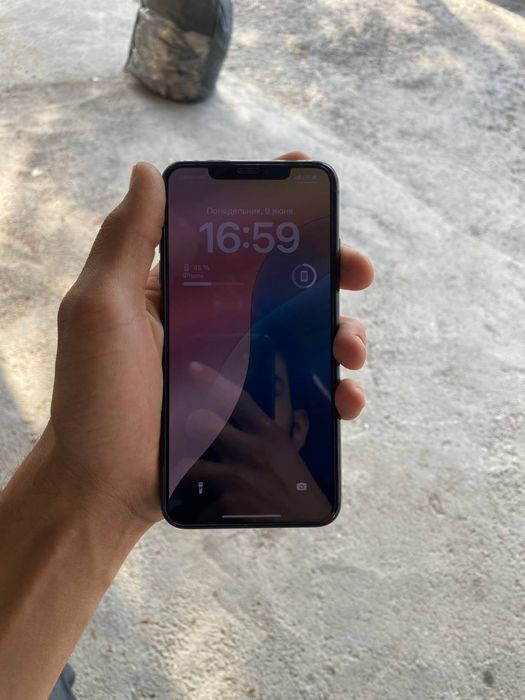 Iphone XS MAX sotiladi
