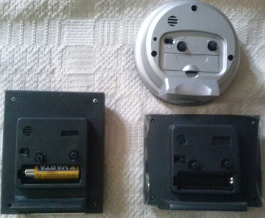 Часовник електронен стенен будилник , ръчен механичен работещ