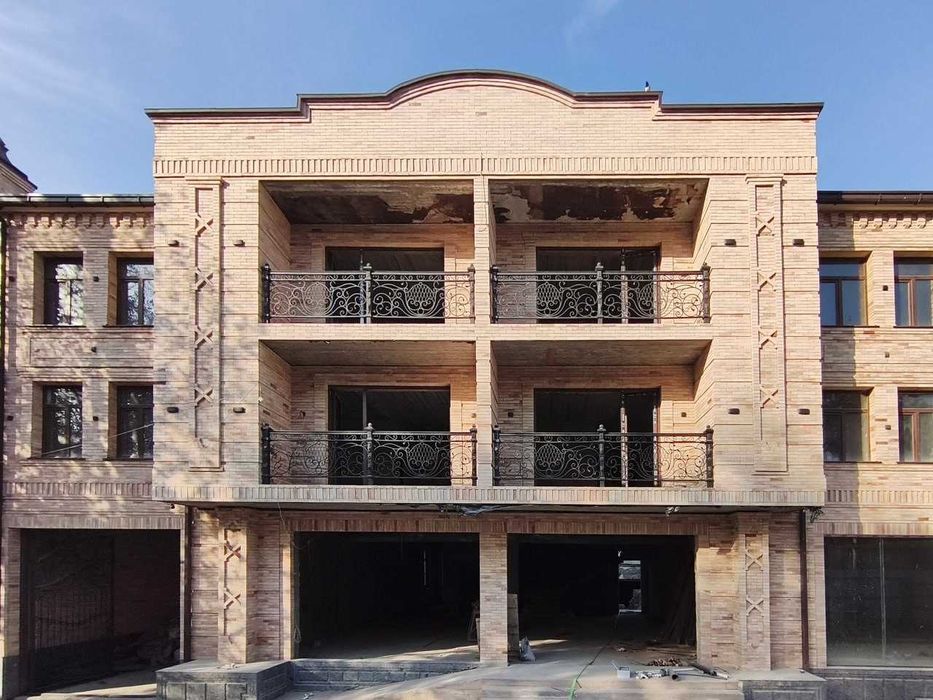 Участок с объектом в центре города