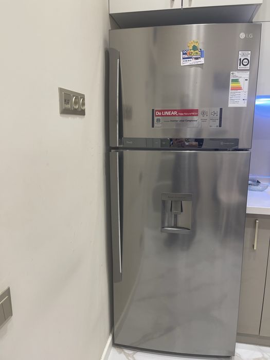 Продаю холодильник