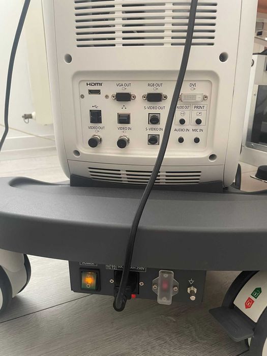 Ecograf SonoScape P20 + sondă liniară L742 – stare EXCEPȚIONALĂ, aproape nou