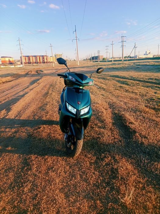 продам скутер м8