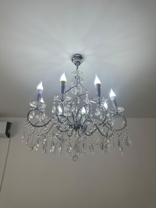 Люстра  с 8 патронов