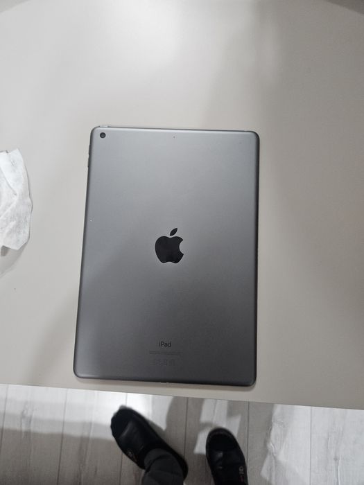 I pad 8 продам планшет