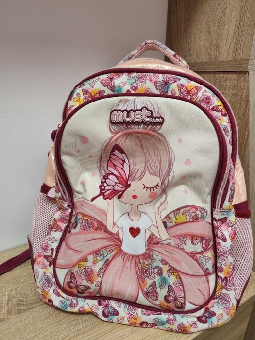 Раница за училище , за момиче