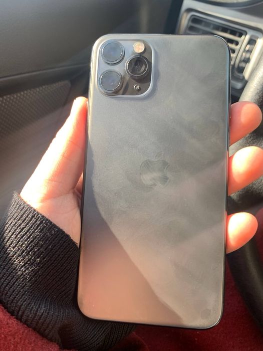 Iphone 11 pro 256 gb akb 66%