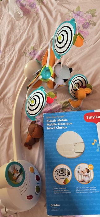 Vând carusel muzical Tiny Love