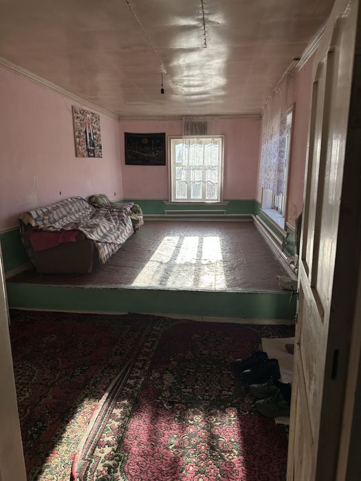 Уй сотилади СРОЧНО!!!