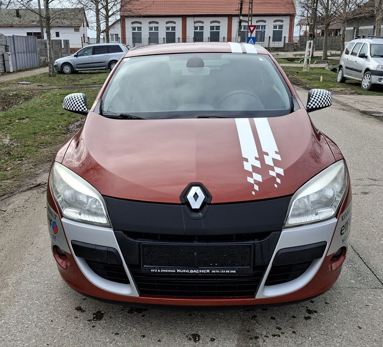Renault Megane 1.5 dci * coupe *