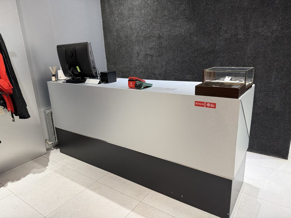 Продам кассу/ресепшн