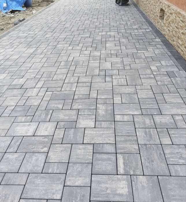 Montaj pavele și borduri