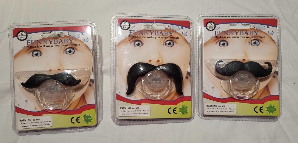 Termometru suzeta si suzete mustata