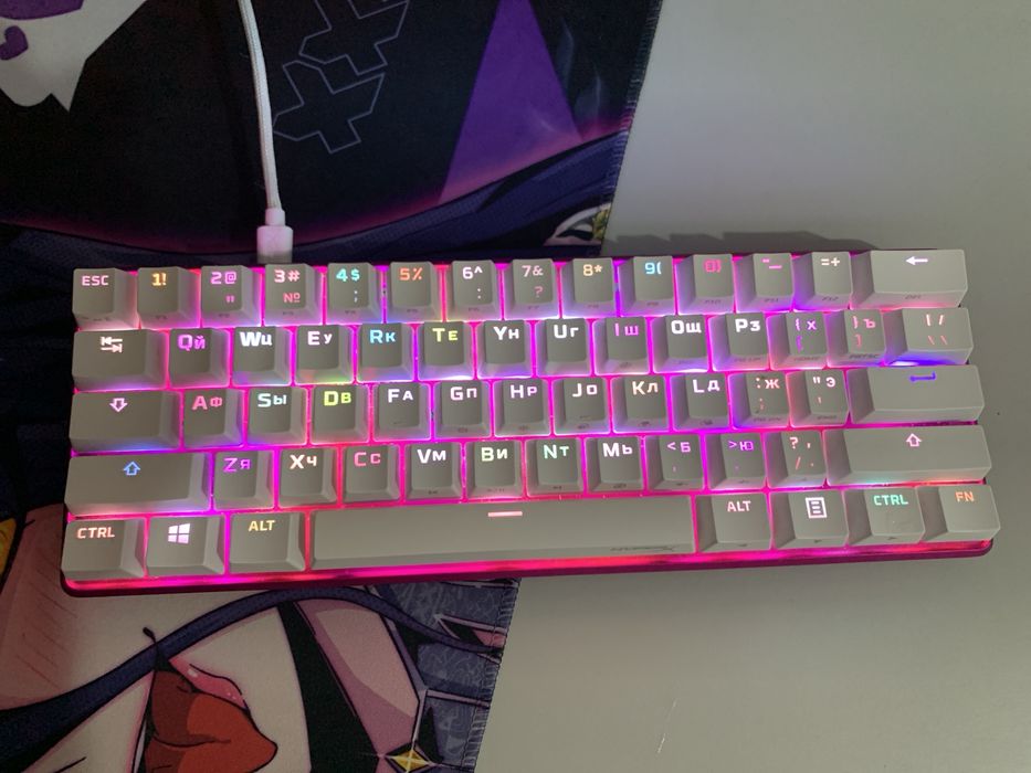 продам клавиатуру HyperX Alloy Origins 60 White