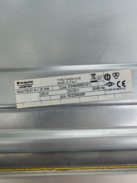 Vând Cuptor incorporabil Ariston Hotpoint in stare de funcționare