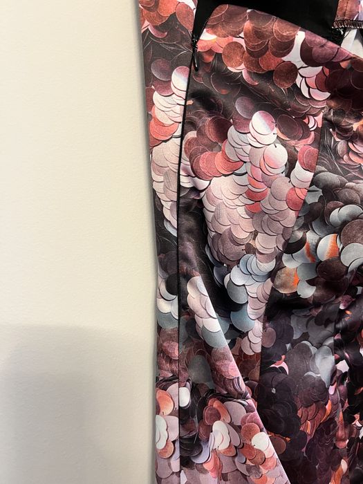 Вечерна рокля Guess