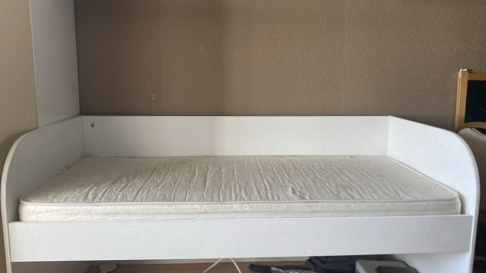 Продам детскую кровать