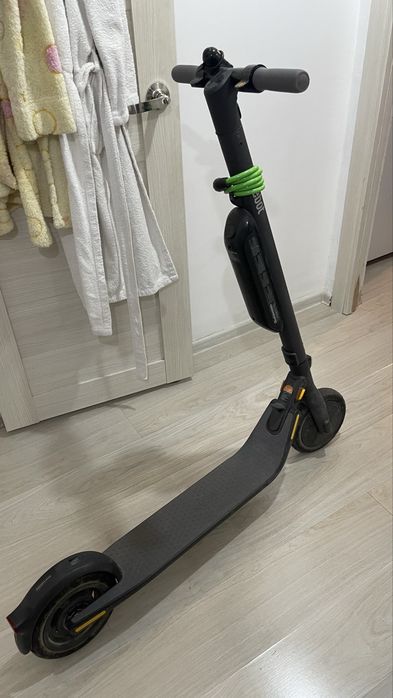 Электросамокат Ninebot E25