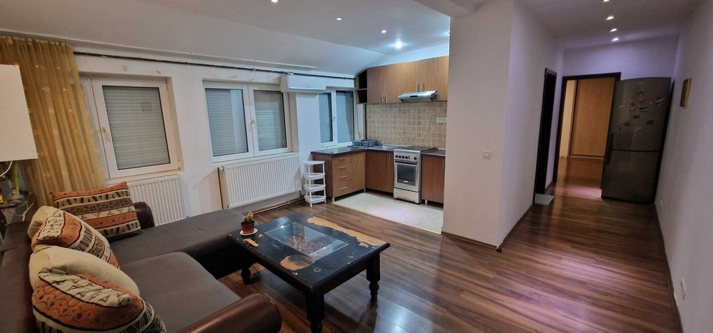 Apartament 2 camere Lipovei, mansarda, centrala proprie, mobilat complet