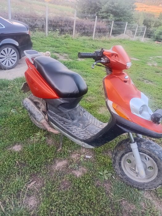 Vand  scuter cu acte iamaha bustar  segmentat nou