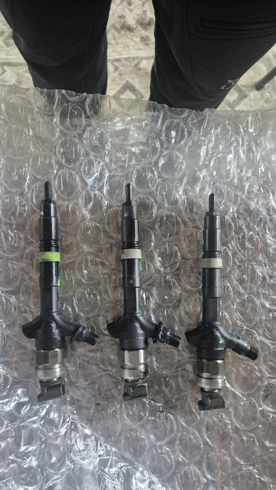 Оригинални Дюзи за Тойота корола ,Rav4 D4D 2.0 116кс