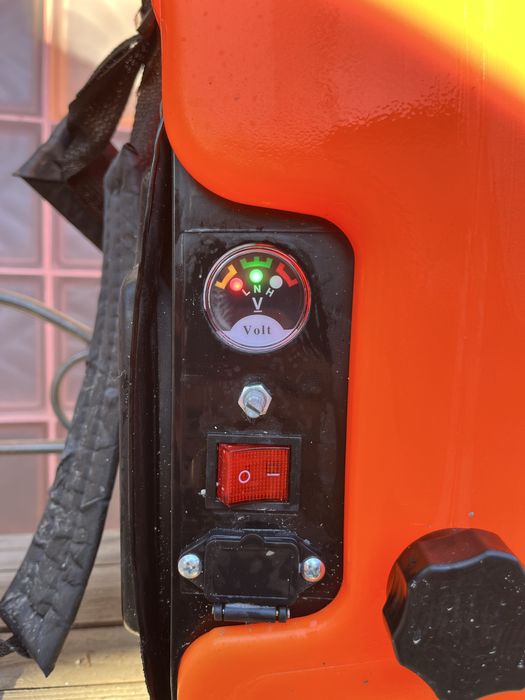 Акумулаторната градинска 16 литра