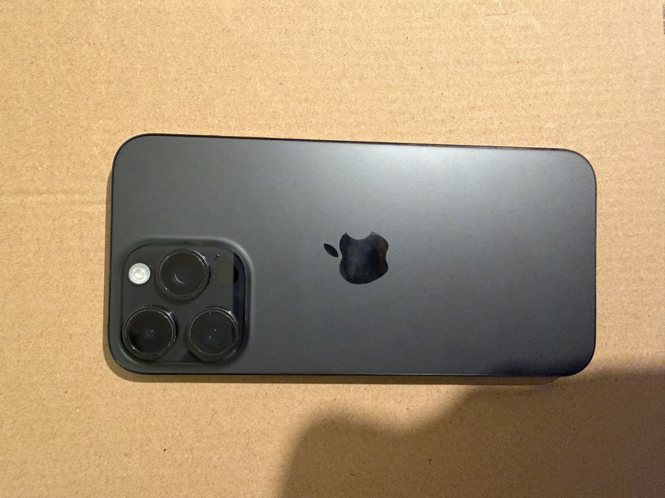 Iphone 15 pro max 256 - garantie disponibila Flip 2027