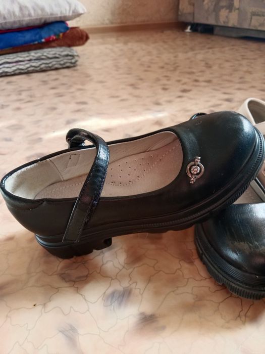 Продам детская обувь