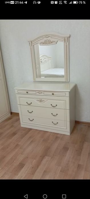 Спальный гарнитур Сорренто 4 - Д 1,6