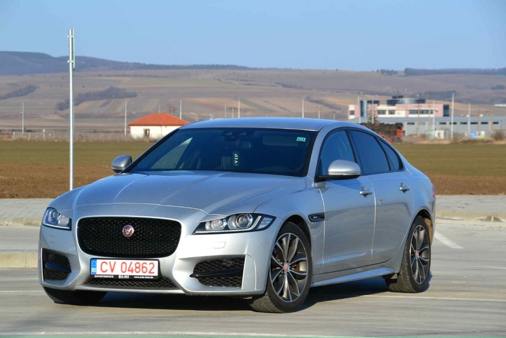 Jaguar XF 2016 schimb