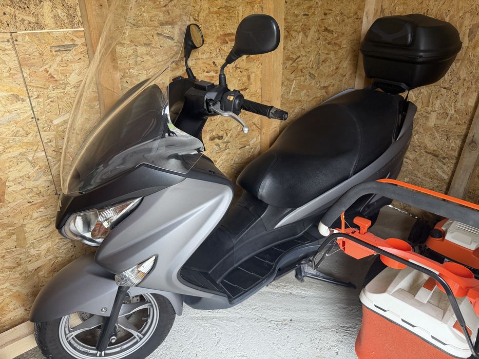 Suzuky Burgman 200