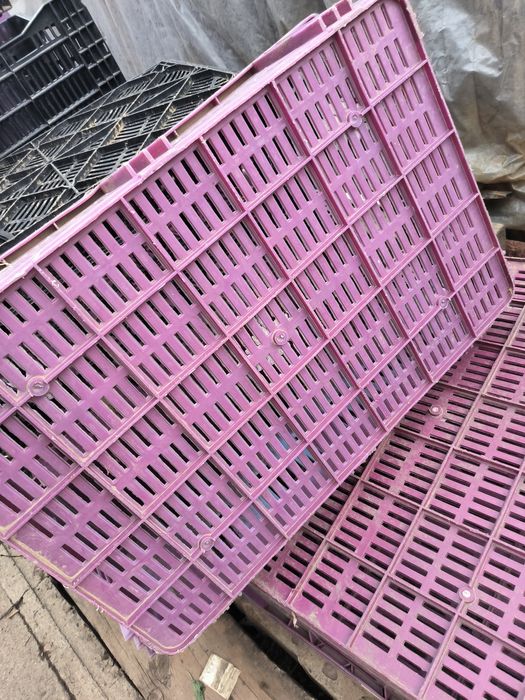 Продаются ящики.