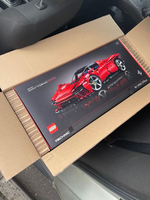 Lego Technic Ferrari Daytona 42143 Lamborghini Sian 42115 Titanic10294
