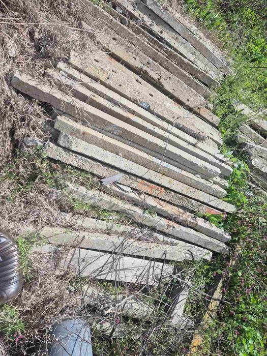 Циментови колове ( парчета )