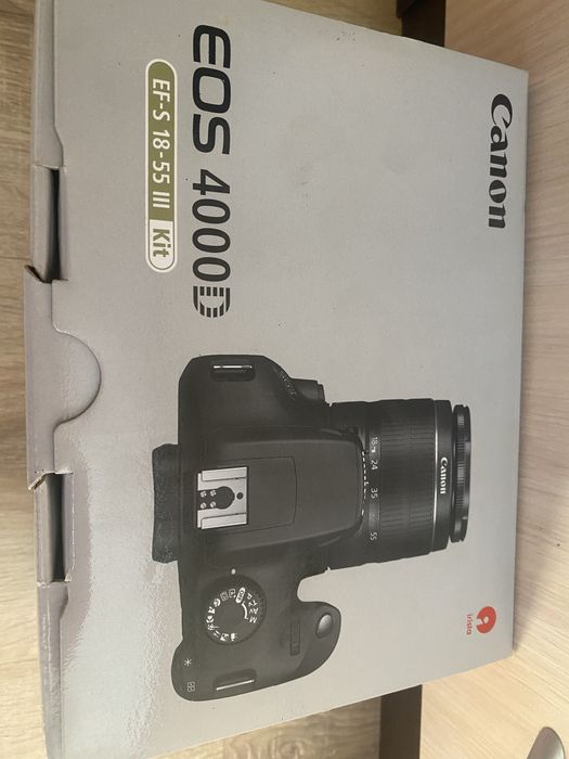 Фотоапарат Canon