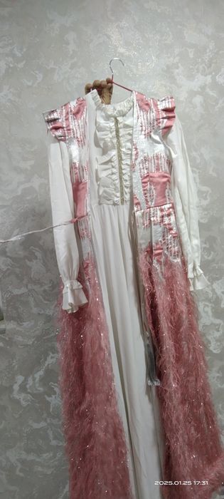 Kelinlik uchun adras kõylak