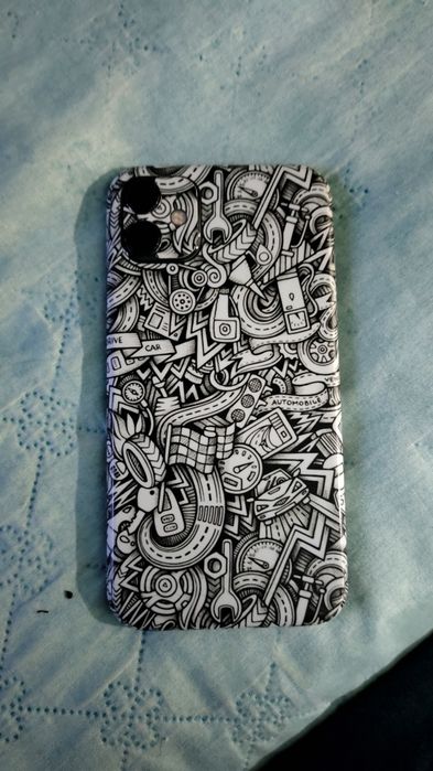 Продам айфон 11 64гб