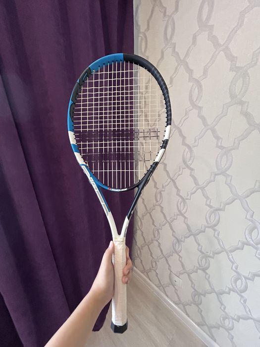 срочно продается Танисни ракетка