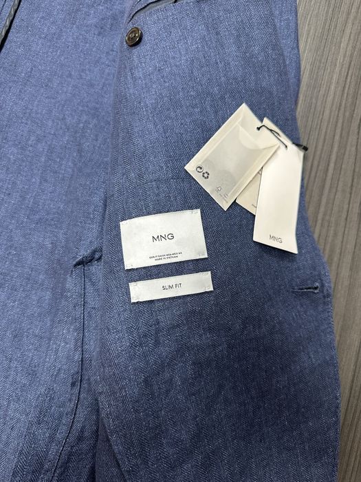 Vand 2 sacouri noi Mango 54