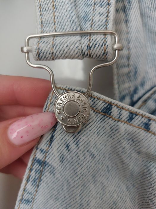 Гащеризон Bershka