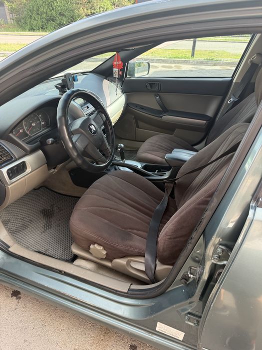 Mitsubishi galant 2004 2.4L галант